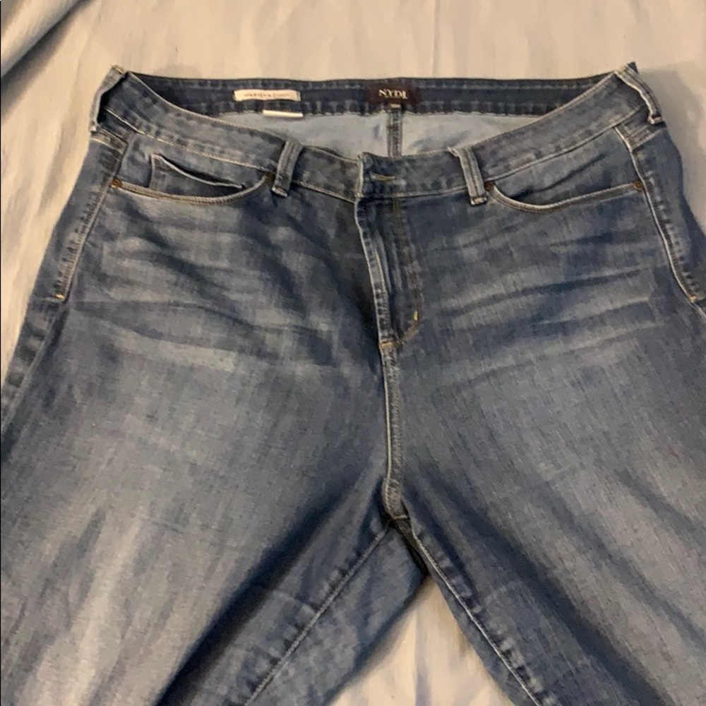 Crop Jean